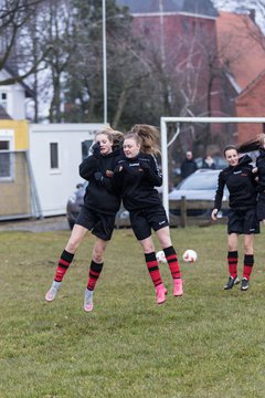 Bild 14 - wBJ SG Weststeinburg/Beidenfleth - SV Henstedt Ulzburg : Ergebnis: 0:4